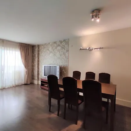 Miramar 3 Apartment *