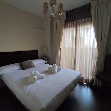 Miramar 3 Apartment *